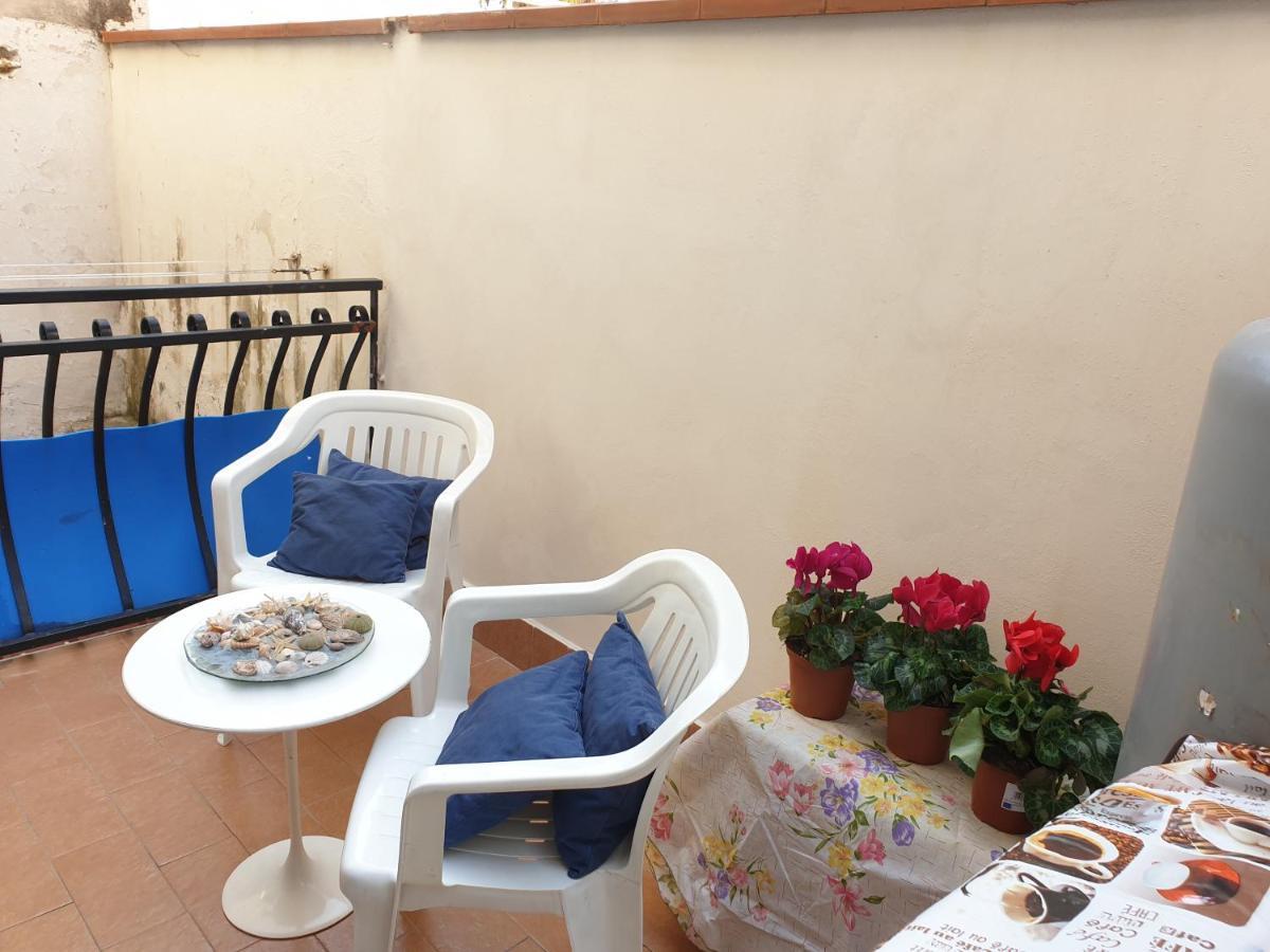 Casa Alessia Leilighet Aci Castello Eksteriør bilde