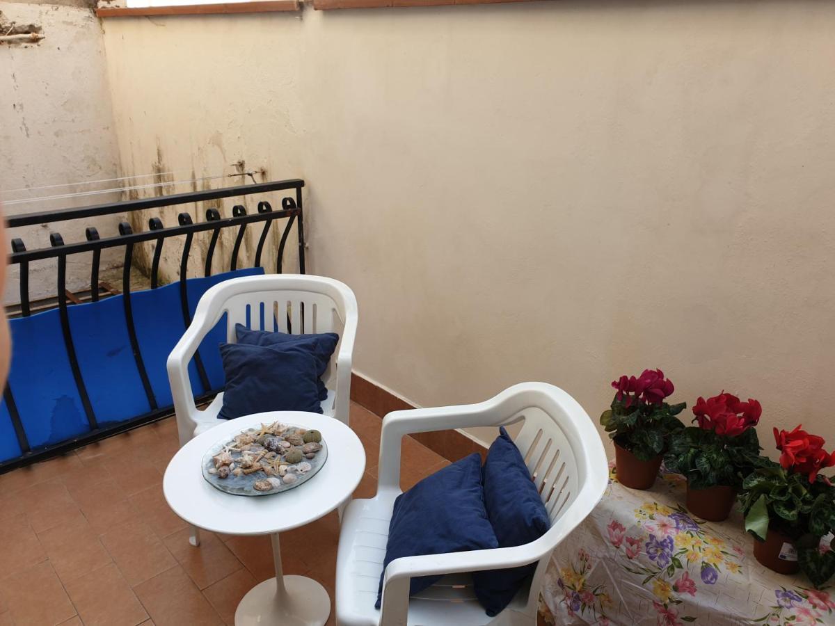 Casa Alessia Leilighet Aci Castello Eksteriør bilde